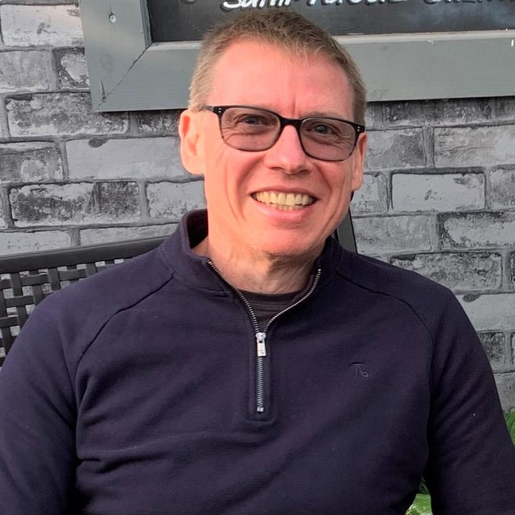 Stephen Turner headshot